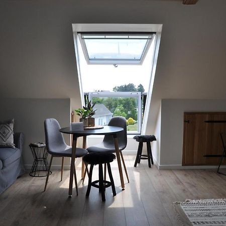 Bed and Breakfast Bed en Bezem Laarne Exterior foto